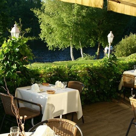Logis Hotel du Lac Neuvic  Buitenkant foto